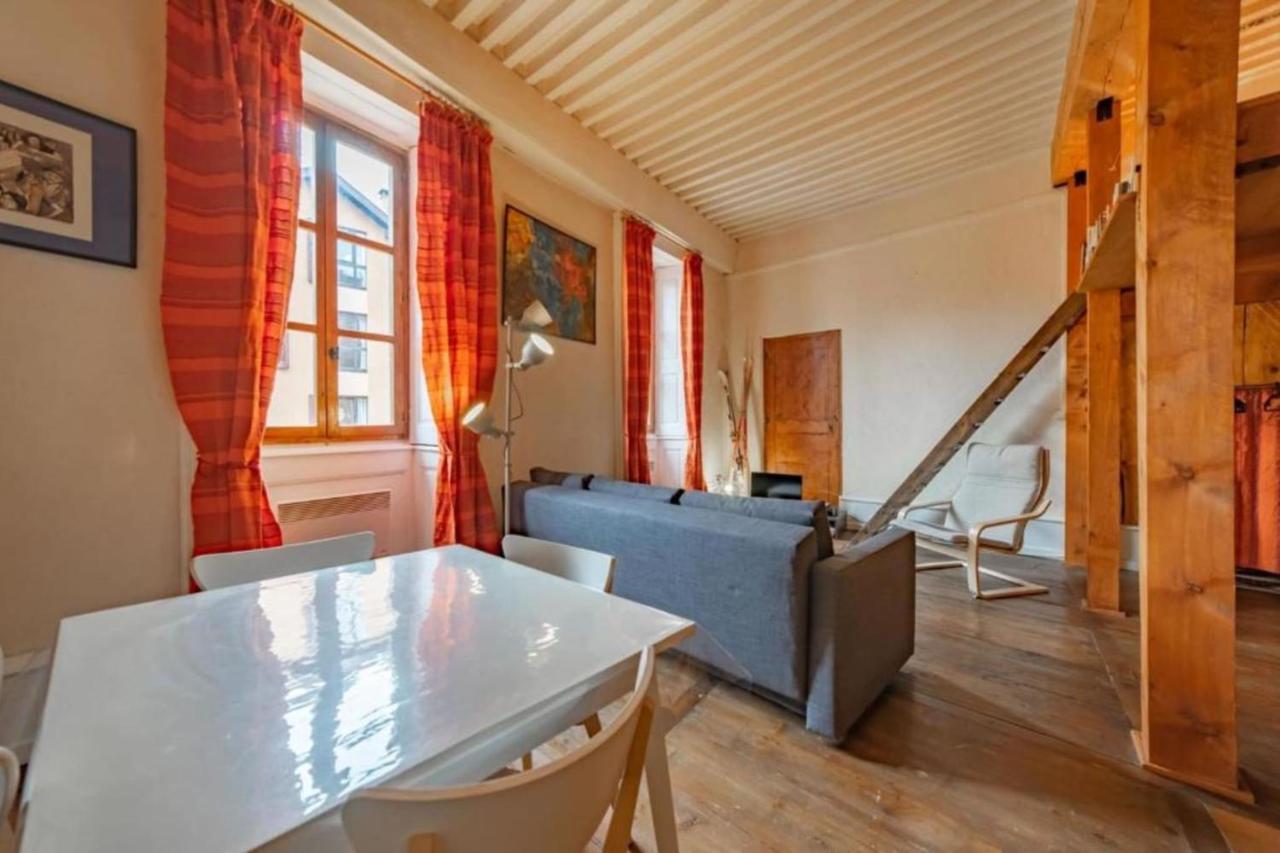 Apartamento classificado 2 estrelas no coração do centro histórico de Annec Apartamento Annecy Exterior foto